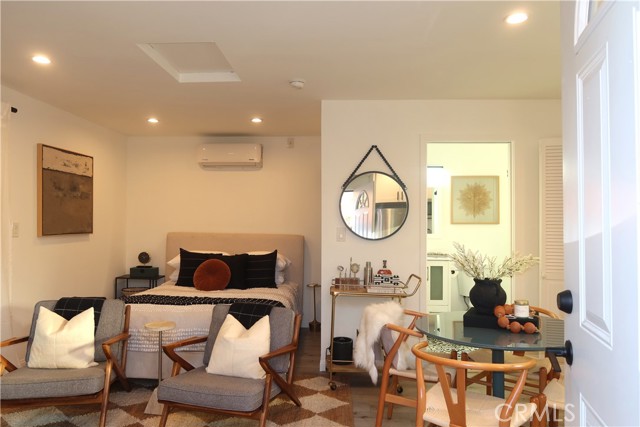 Detail Gallery Image 22 of 30 For 6602 De Celis Pl, Van Nuys,  CA 91406 - 1 Beds | 1 Baths