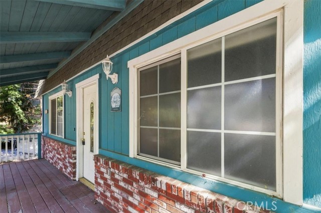 107 Pine Ridge, Crestline, CA 92325