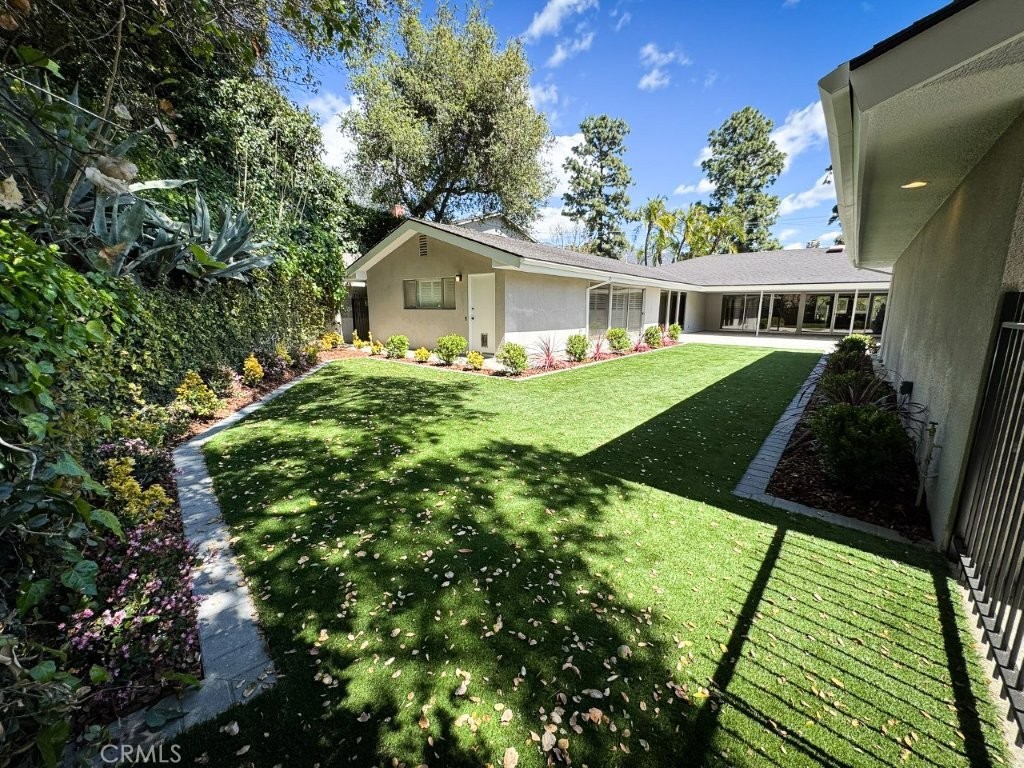 1521 N Columbus Avenue Glendale img 46