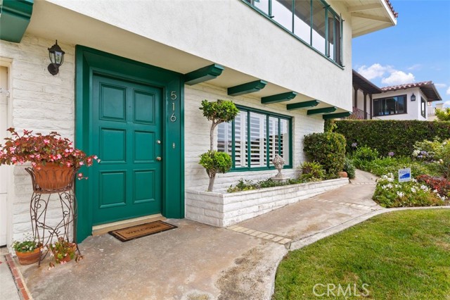 516 Via Media, Palos Verdes Estates, California 90274, 3 Bedrooms Bedrooms, ,Residential,Sold,Via Media,PV22151172