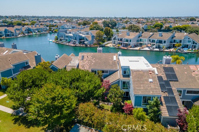 3682 Montego Drive, Huntington Beach CA: https://media.crmls.org/medias/be17f1e2-7910-4dde-9c37-a76fb0bd8d10.jpg