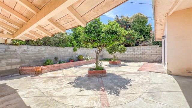 Detail Gallery Image 19 of 30 For 1029 S Corta Dr, Santa Ana,  CA 92704 - 3 Beds | 2 Baths
