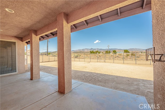 Detail Gallery Image 7 of 59 For 6929 Rattlesnake Rd, Phelan,  CA 92371 - 4 Beds | 2/1 Baths