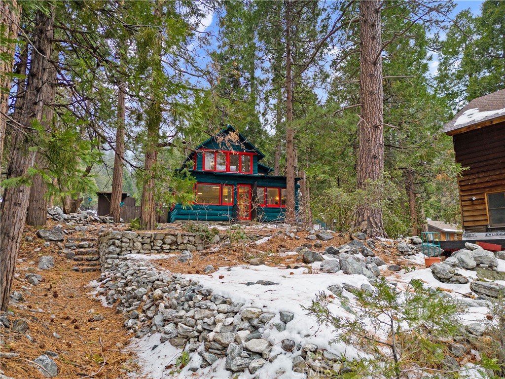 9381 Spring Drive, Forest Falls, CA 92339