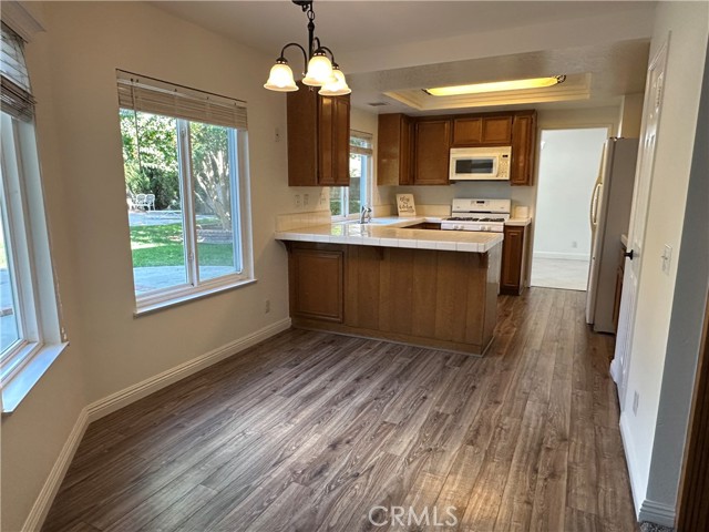 Detail Gallery Image 14 of 26 For 21022 Horsetree Cir, Trabuco Canyon,  CA 92679 - 4 Beds | 2/1 Baths