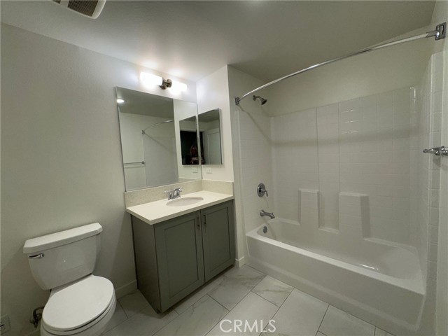 Detail Gallery Image 7 of 16 For 1025 S Berendo St #307,  Los Angeles,  CA 90006 - 0 Beds | 1 Baths