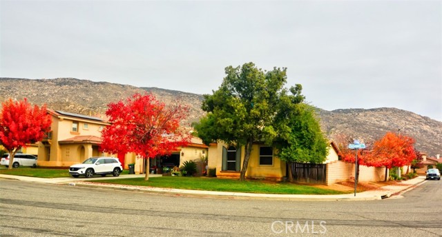 Detail Gallery Image 2 of 42 For 9824 Tamalpais Place, Moreno Valley,  CA 92557 - 4 Beds | 2/1 Baths