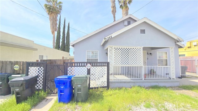 Detail Gallery Image 1 of 12 For 1362 N D St a,  San Bernardino,  CA 92405 - 1 Beds | 1 Baths