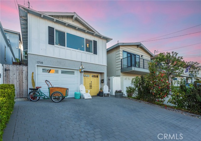 1719 Stanford Avenue, Redondo Beach, California 90278, 3 Bedrooms Bedrooms, ,1 BathroomBathrooms,Residential,For Sale,Stanford,SB25052370