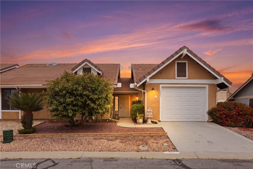 1341 Yorktown Circle