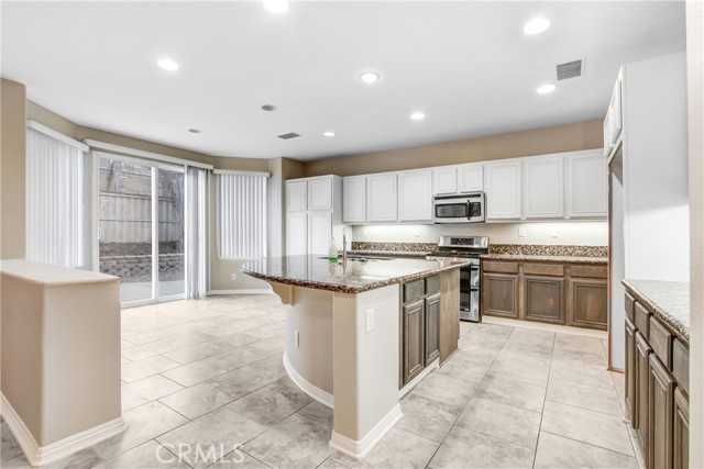 Image 6 of 44 For 32373 Whispering Willow Drive