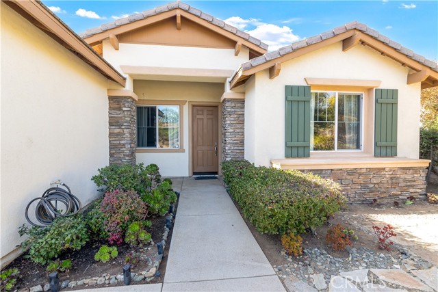 Detail Gallery Image 5 of 47 For 31335 Shadow Ridge Dr, Menifee,  CA 92584 - 4 Beds | 2/1 Baths