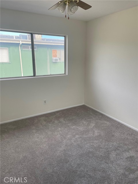 Detail Gallery Image 14 of 18 For 9740 Sepulveda Bld #18,  North Hills,  CA 91343 - 3 Beds | 3 Baths