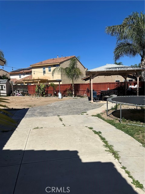 3913 Manquelo Court, Perris CA: https://media.crmls.org/medias/be1e1ffd-d82e-4c22-933f-5799bc26bcb4.jpg