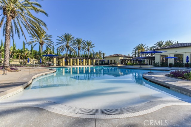 80 Great, Irvine CA: https://media.crmls.org/medias/be1e8675-9b43-413e-8978-6dc0f15d87fa.jpg