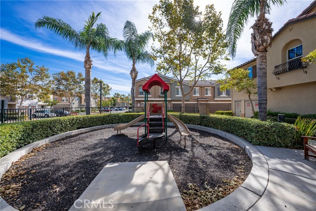 Detail Gallery Image 21 of 26 For 6371 Estrela Ln, Corona,  CA 91752 - 3 Beds | 3/1 Baths