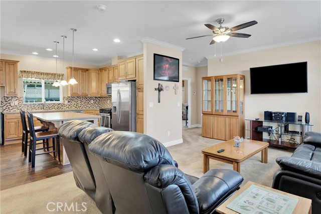 13393 Mariposa Road, Victorville CA: https://media.crmls.org/medias/be20c359-76dd-463e-92a8-18dd4e6c067f.jpg