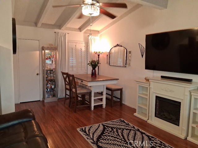 Detail Gallery Image 13 of 47 For 18778 Valencia, Hesperia,  CA 92345 - 2 Beds | 1 Baths