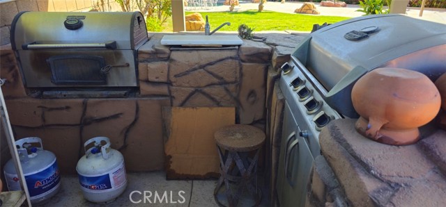 Detail Gallery Image 6 of 12 For 1940 Clemens Pl, San Jacinto,  CA 92583 - 5 Beds | 4 Baths