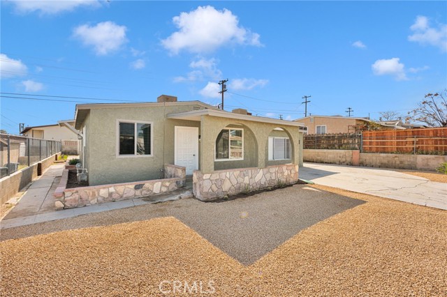 Detail Gallery Image 3 of 31 For 912 Kelly, Barstow,  CA 92311 - 3 Beds | 1 Baths