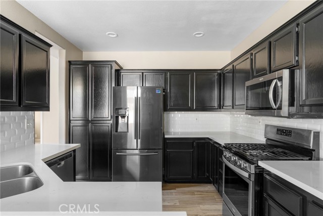 Detail Gallery Image 14 of 41 For 1128 Grass Valley Way, Santa Maria,  CA 93454 - 4 Beds | 3 Baths