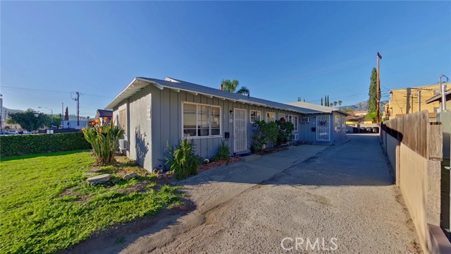 711 W Wilson, Glendale CA: https://media.crmls.org/medias/be23c0f2-5f84-4ac4-91cf-ca61bdb6b794.jpg