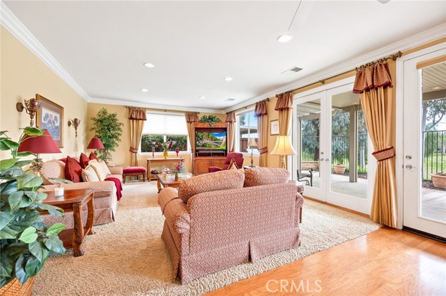 Detail Gallery Image 14 of 40 For 8061 Mickelson Way, Hemet,  CA 92545 - 2 Beds | 2 Baths