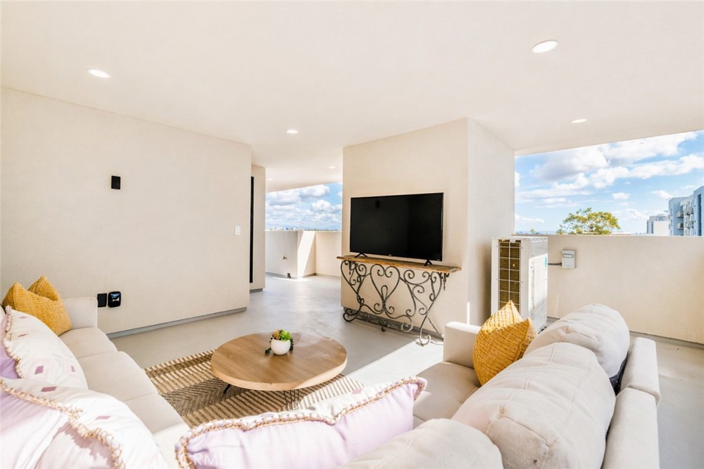 4376 Georgia Street - photo 20