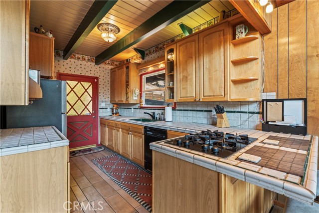 Detail Gallery Image 21 of 42 For 332 Wylerhorn Dr, Crestline,  CA 92325 - 4 Beds | 2/1 Baths