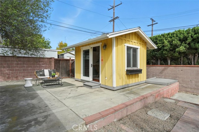 535 Panama Avenue, Long Beach CA: https://media.crmls.org/medias/be245685-7a29-42b0-9749-8fa46b1bd3be.jpg