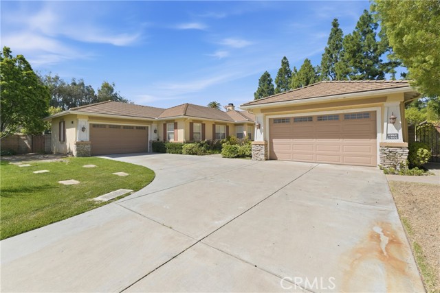 Detail Gallery Image 6 of 71 For 4469 La Serena, Yorba Linda,  CA 92886 - 4 Beds | 3/1 Baths