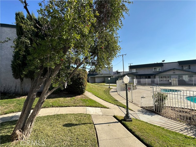 Detail Gallery Image 11 of 64 For 3600 Mountain Ave 12f,  San Bernardino,  CA 92404 - 2 Beds | 1/1 Baths