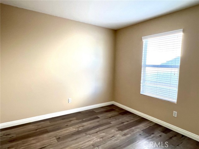 Detail Gallery Image 19 of 26 For 8750 Westwood Ave, Hesperia,  CA 92344 - 5 Beds | 2/1 Baths