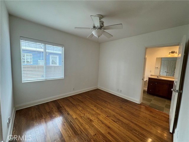 Detail Gallery Image 10 of 17 For 5722 Cedros Ave, Van Nuys,  CA 91411 - 3 Beds | 2 Baths
