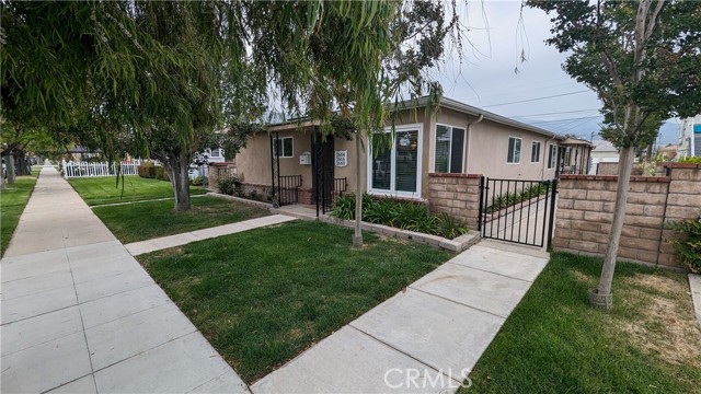 Detail Gallery Image 1 of 43 For 2664 N Frederic St, Burbank,  CA 91504 - – Beds | – Baths