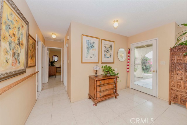 Detail Gallery Image 13 of 54 For 1511 W Hill Ave, Fullerton,  CA 92833 - 3 Beds | 3 Baths