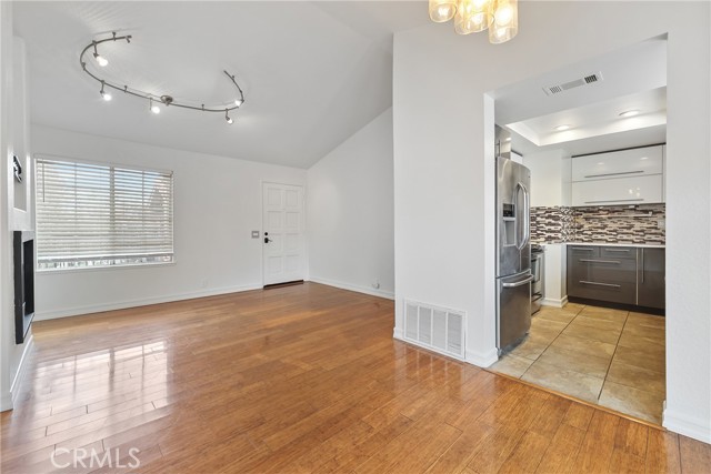 Detail Gallery Image 4 of 18 For 4 Dogwood, Rancho Santa Margarita,  CA 92688 - 2 Beds | 2 Baths