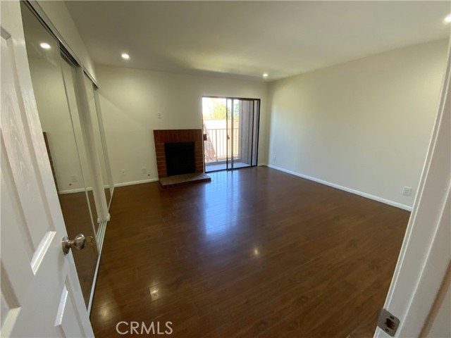 2035 Stonewood Court, San Pedro CA: https://media.crmls.org/medias/be268391-fec6-40e8-a162-3ea53b6582df.jpg