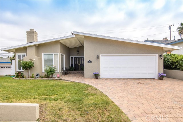 1904 Santa Rena Drive, Rancho Palos Verdes, California 90275, 4 Bedrooms Bedrooms, ,1 BathroomBathrooms,Residential,Sold,Santa Rena,PV17128170