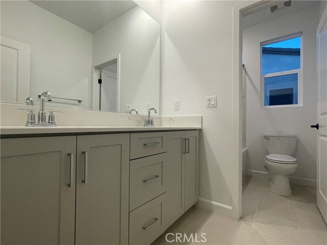 Detail Gallery Image 19 of 24 For 115 Metz, Oceanside,  CA 92057 - 4 Beds | 2/1 Baths