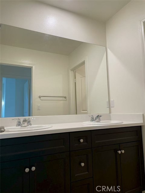 Detail Gallery Image 12 of 14 For 3243 E Mt Rainier Dr, Ontario,  CA 91762 - 4 Beds | 3 Baths