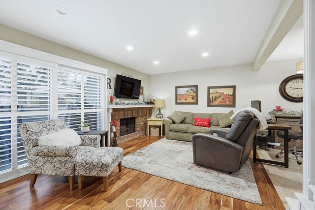 Detail Gallery Image 5 of 57 For 1111 Tustin Pines, Tustin,  CA 92780 - 2 Beds | 1/1 Baths