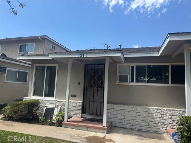 Detail Gallery Image 1 of 18 For 131 Montague Ave, Fullerton,  CA 92831 - 1 Beds | 1 Baths