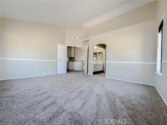 39360 Longhorn Court, Palmdale CA: https://media.crmls.org/medias/be284ec2-2460-4aa7-9e90-6d2df3dd6660.jpg