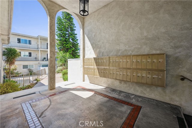 4160 W 182nd Street, Torrance CA: https://media.crmls.org/medias/be2889d6-c855-4b64-a455-3f70c7abf008.jpg