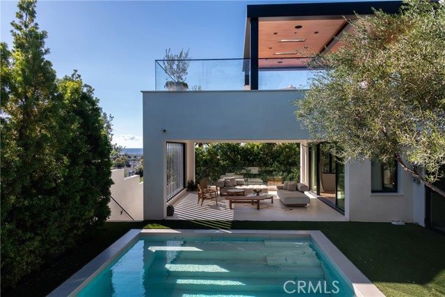 101 N Poinsettia Avenue, Manhattan Beach CA: https://media.crmls.org/medias/be28f63e-8525-4167-aa79-01f47239aeb7.jpg