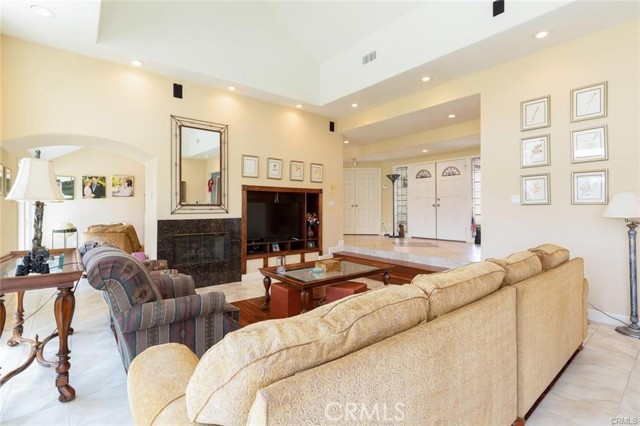 Detail Gallery Image 12 of 52 For 1802 Prince Albert Dr, Riverside,  CA 92507 - 2 Beds | 2 Baths