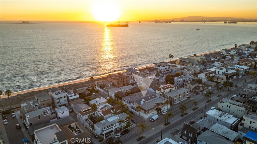 https://media.crmls.org/medias/be29d7d9-ff0f-4b49-a4d1-aee650d7ca4d.jpg?preset=X-Large