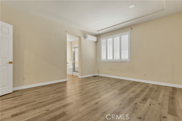 Detail Gallery Image 15 of 34 For 13261 via Del Lago, Victorville,  CA 92392 - 5 Beds | 3 Baths