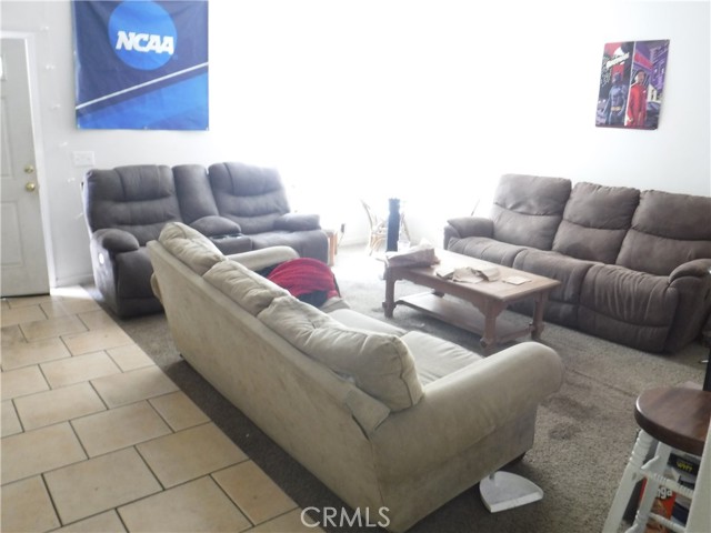 480 E 3rd Street, Chico CA: https://media.crmls.org/medias/be2a3c36-3da4-4b4b-9c3f-83b1a4f9915e.jpg